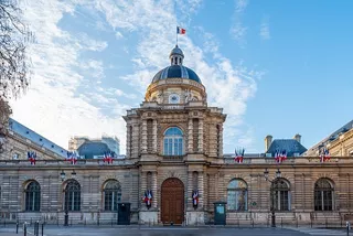 Les Invalides et le Sénat