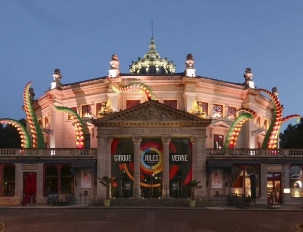 Cirque  Jules Verne